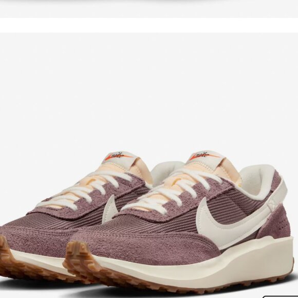 Nike-Waffle Debut Vintage Running Shoe - Picture 1 of 5